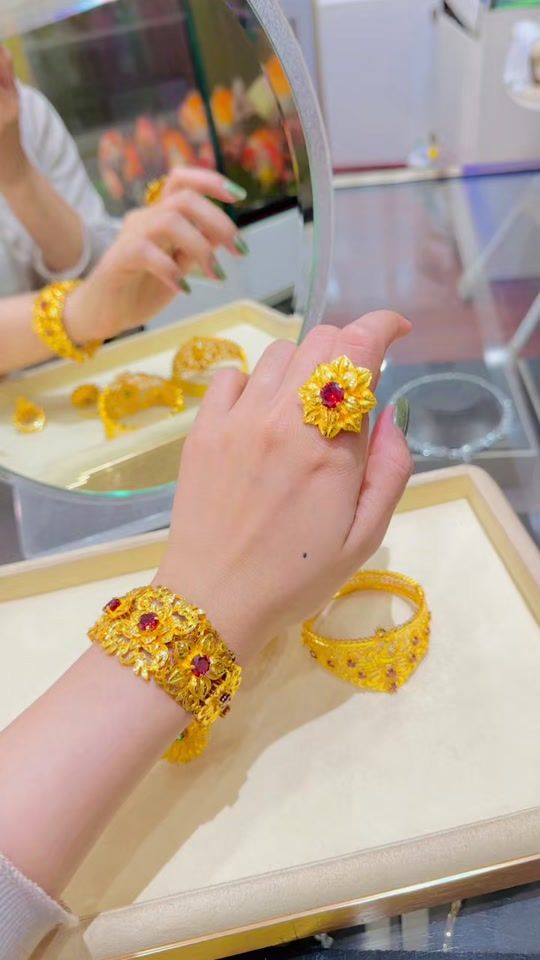 TikTok video thumbnail by taingsokheangjewelry54