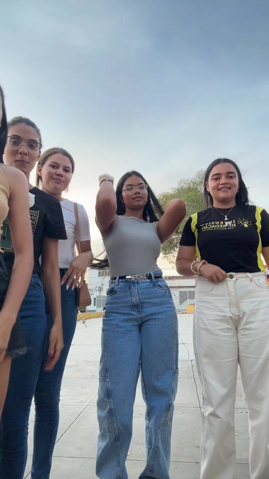 TikTok video thumbnail by mirelesntts_