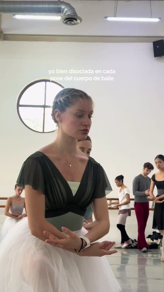 TikTok video thumbnail by gisellegl_