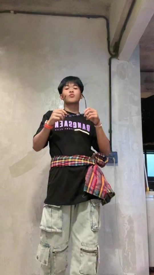 TikTok video thumbnail by shxrrrri