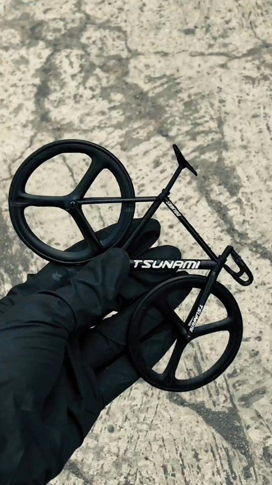 TikTok video thumbnail by fake.fixie