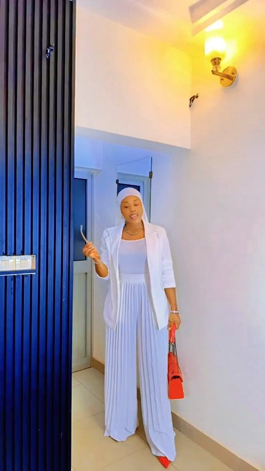 TikTok video thumbnail by charitoureconcept