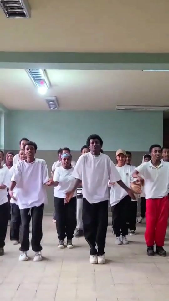 TikTok video thumbnail by ttesfadancecrew1