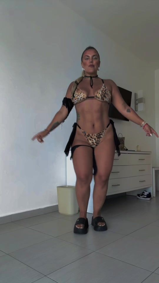 TikTok video thumbnail by eve.larrosa