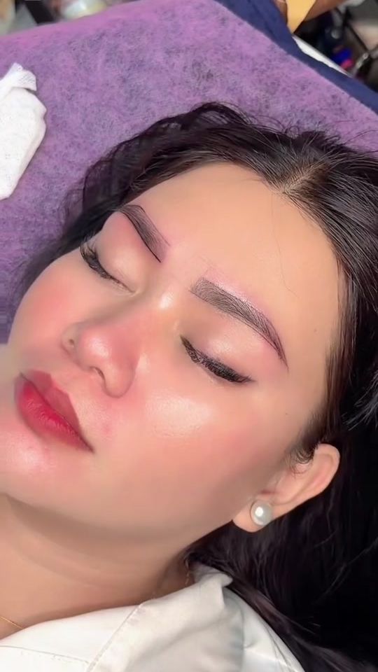 TikTok video thumbnail by eyebrowstara