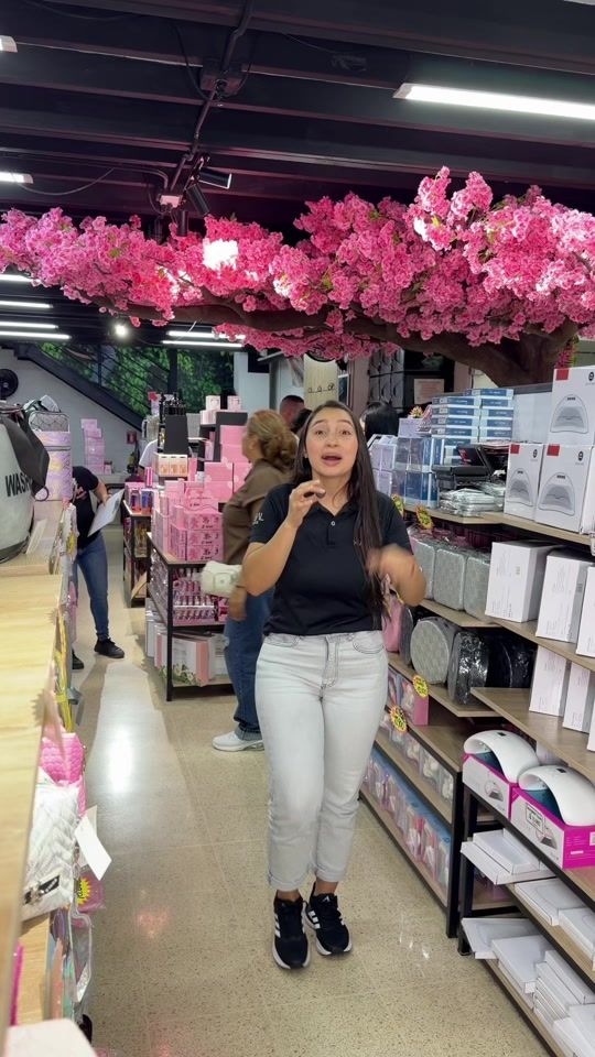 TikTok video thumbnail by magnocosmetics