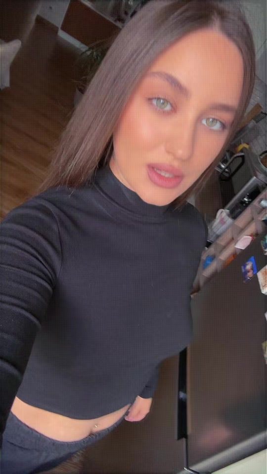 TikTok video thumbnail by laura_scarletchi