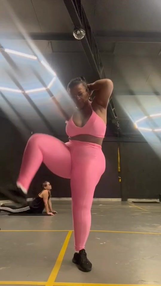 TikTok video thumbnail by pinkeleganciaplussaiz