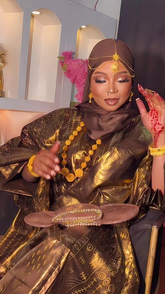 TikTok video thumbnail by chamasmakeover1