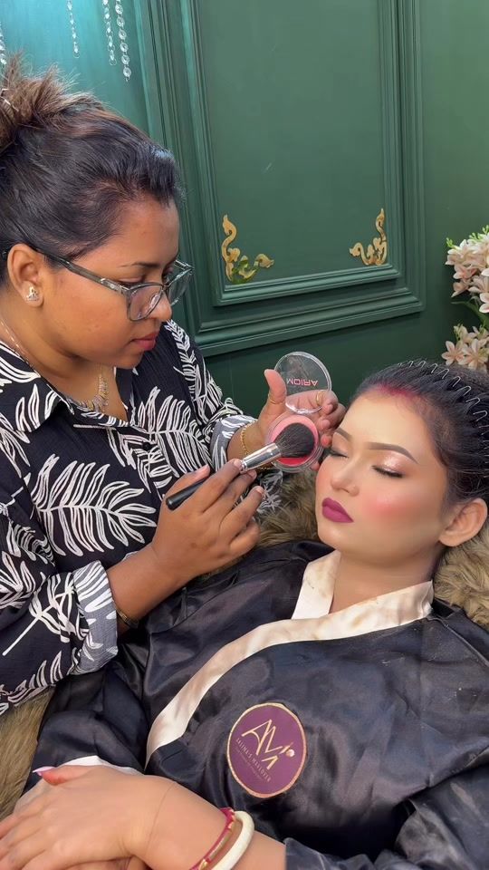 TikTok video thumbnail by aklimasmakeover12