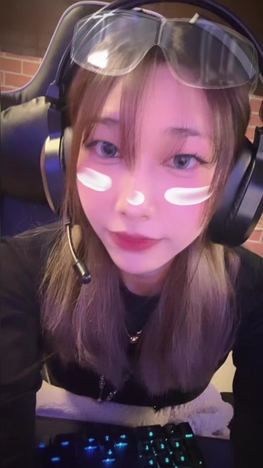 TikTok video thumbnail by chia._.hua