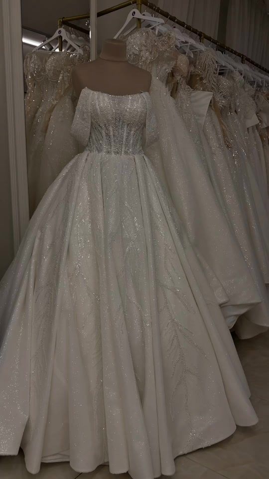 TikTok video thumbnail by vio.wedding.dresses