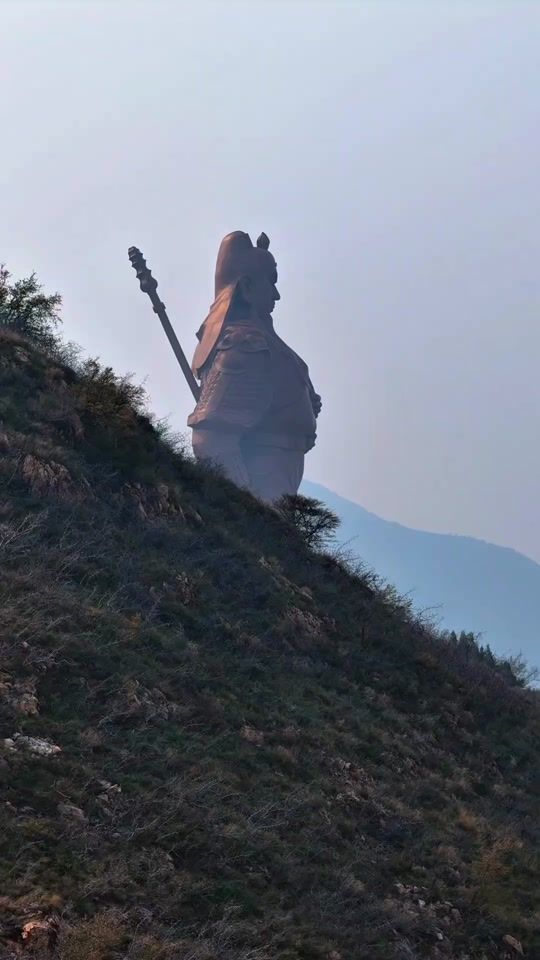 TikTok video thumbnail by trungnghiatourguide