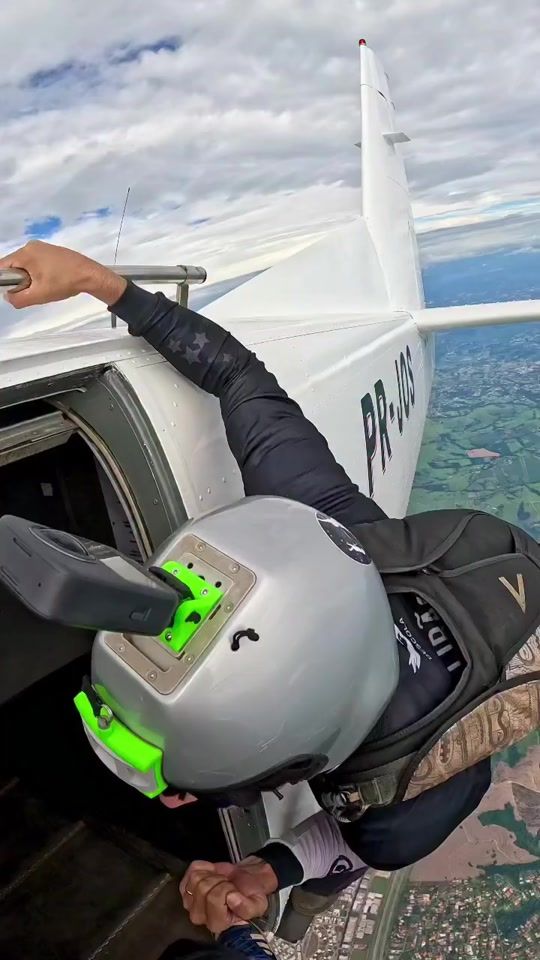 TikTok video thumbnail by skydiving_official