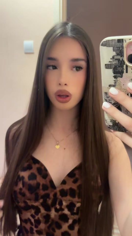 TikTok video thumbnail by heelli.2