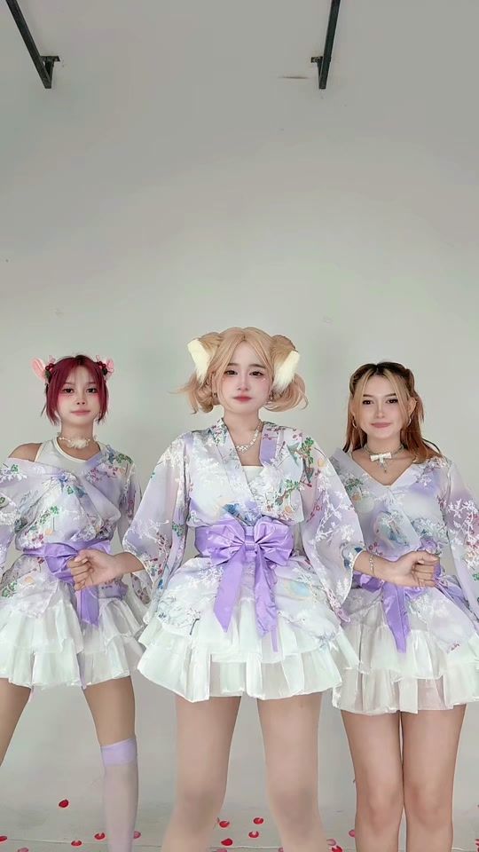 TikTok video thumbnail by baby.cosplayy