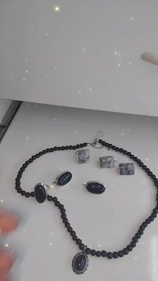 TikTok video thumbnail by silvergoldnatia