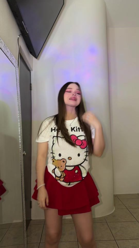 TikTok video thumbnail by nicolmae._