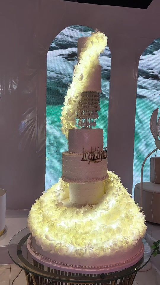 TikTok video thumbnail by cakesbynak