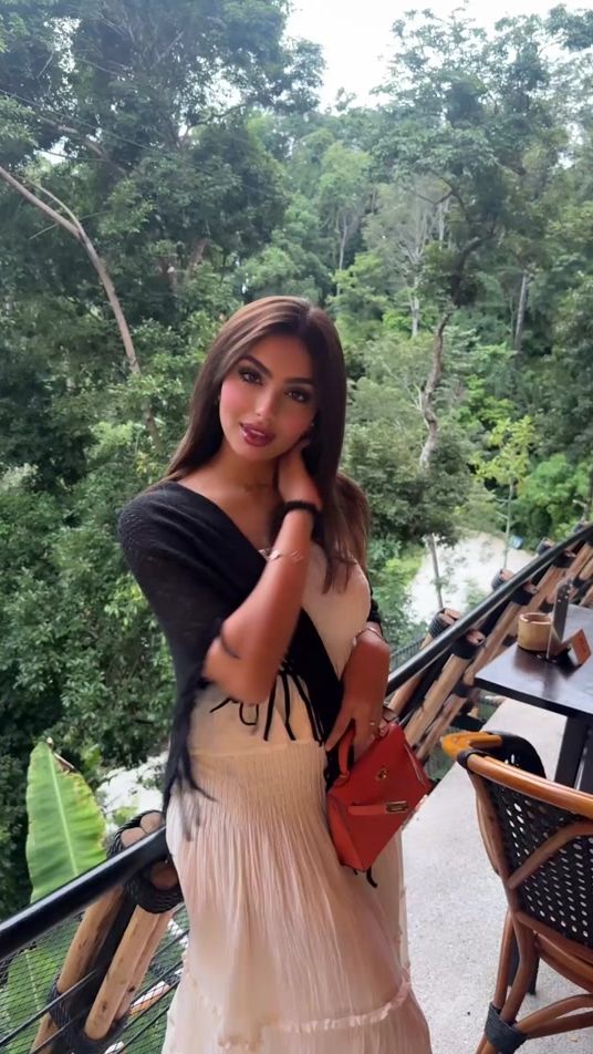 TikTok video thumbnail by modellsarahh