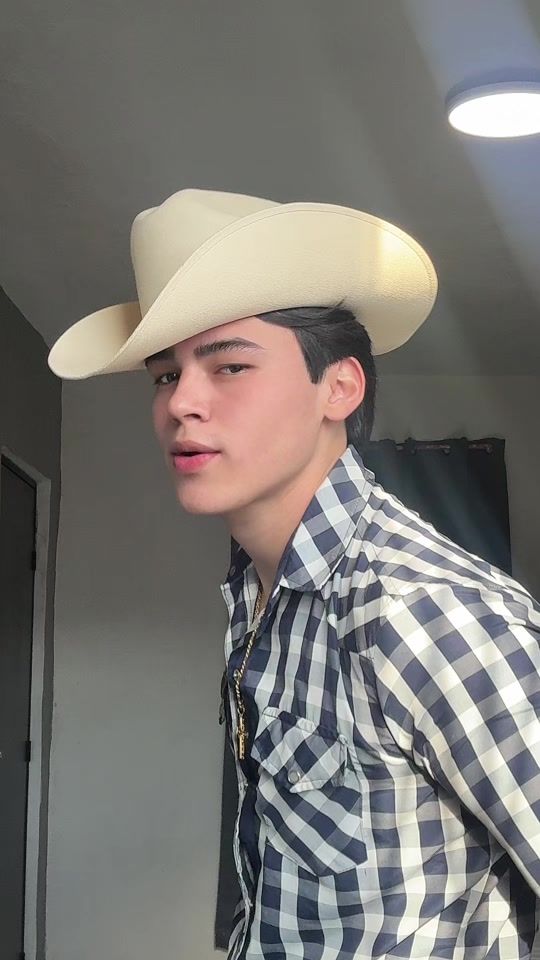 TikTok video thumbnail by mister.buchon