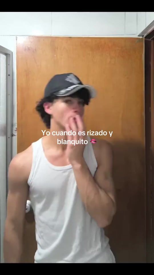 TikTok video thumbnail by chicos.hermosos_q