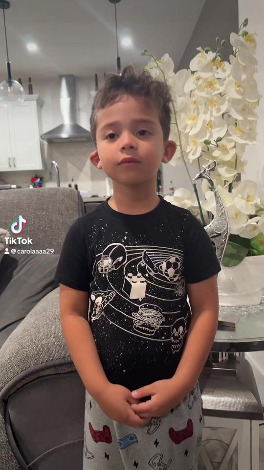 TikTok video thumbnail by carolaaaa29