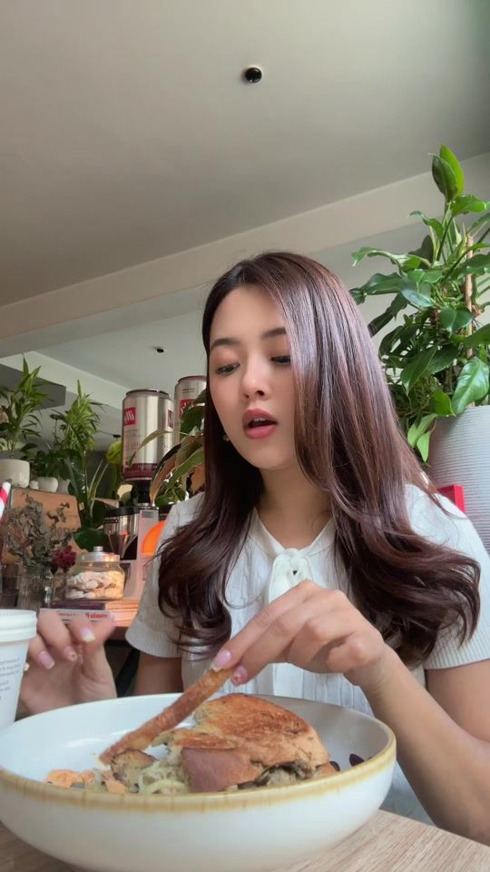 TikTok video thumbnail by akriti_535