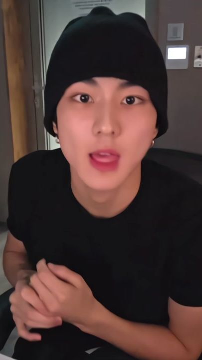 TikTok video thumbnail by en_jeans