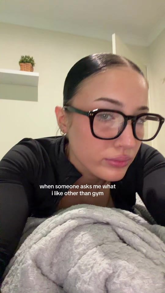 TikTok video thumbnail by hallie_jenner