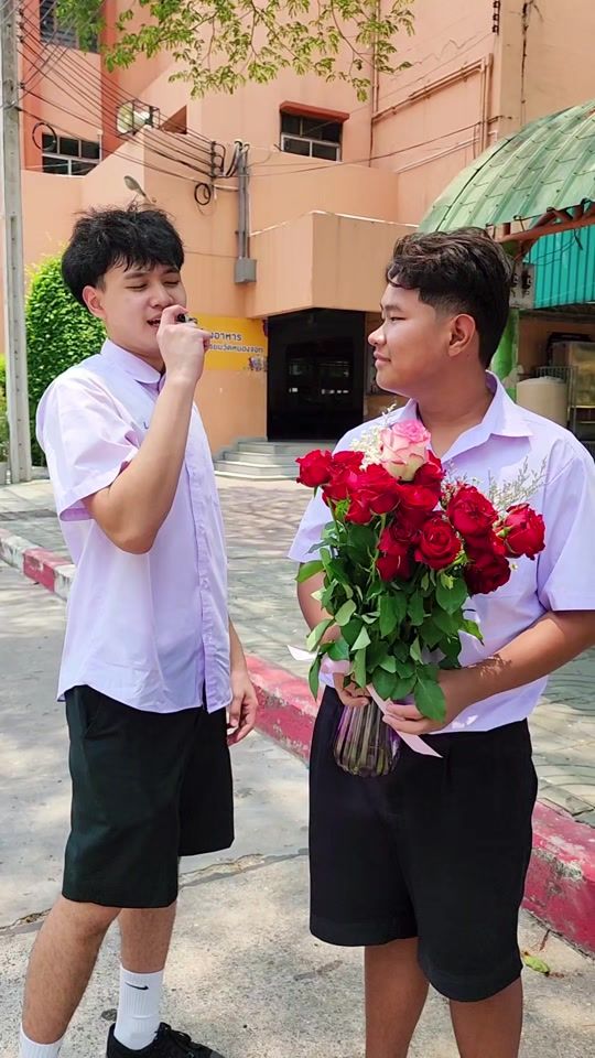 TikTok video thumbnail by louiswatana