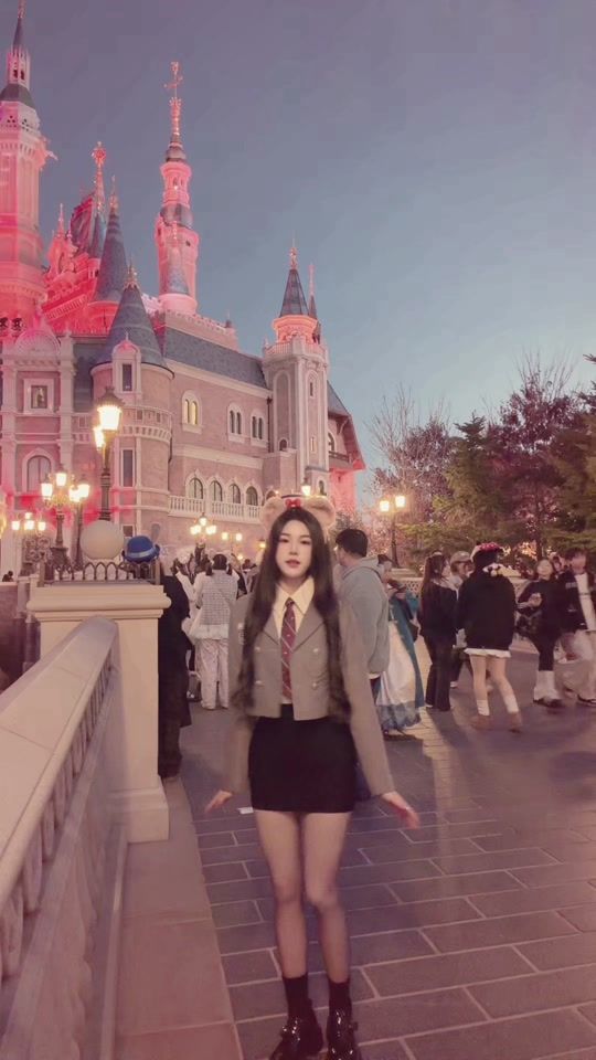 TikTok video thumbnail by jialing1017_