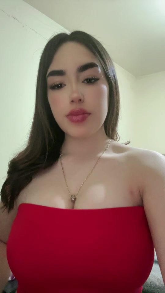 TikTok video thumbnail by adrianamoo_