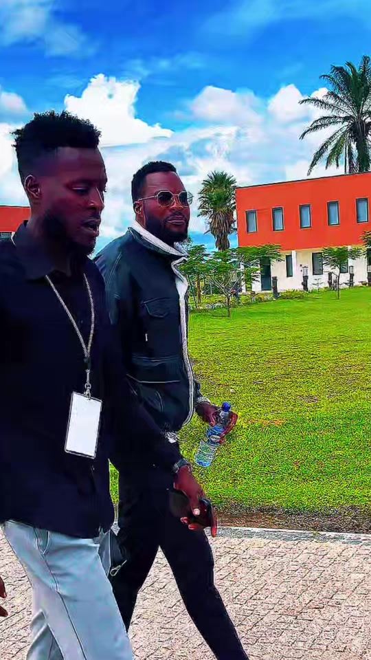 TikTok video thumbnail by muachitangapodcast
