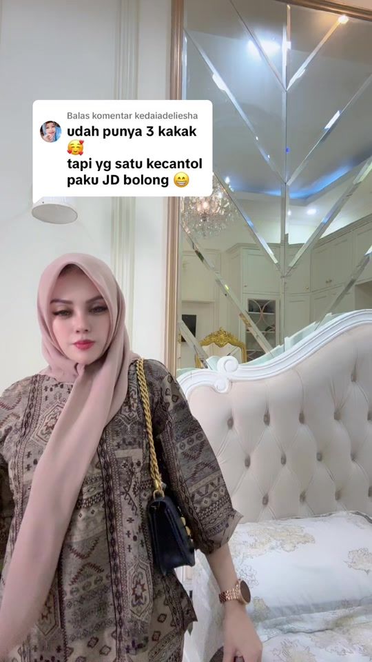 TikTok video thumbnail by amel_queens