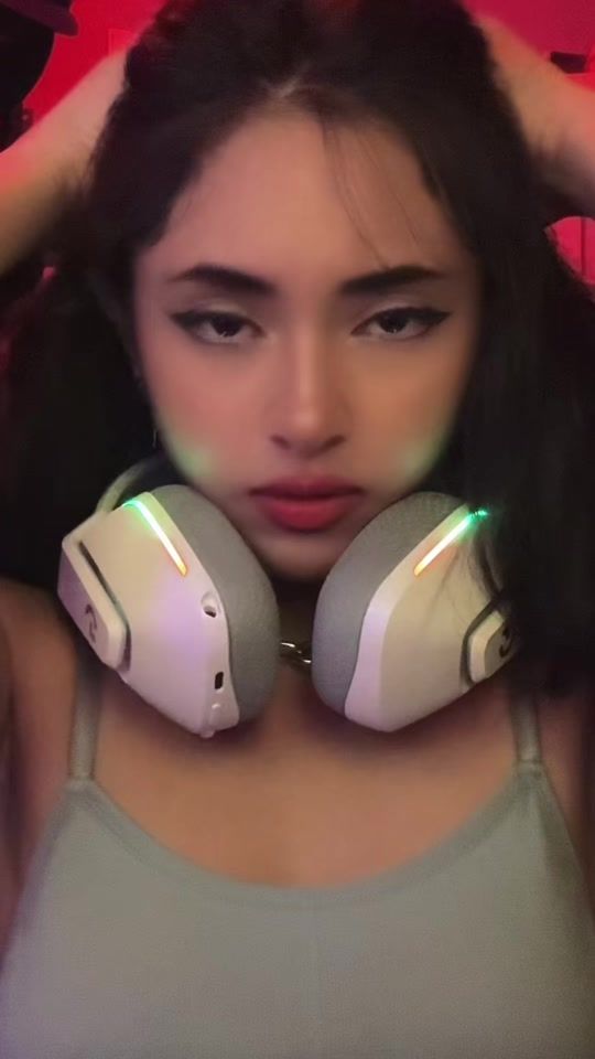 TikTok video thumbnail by gabsshin.cos