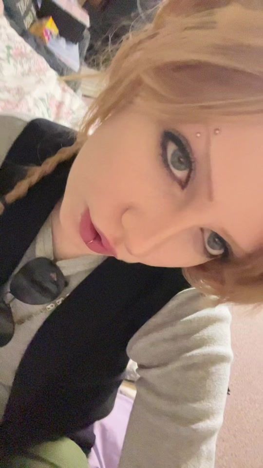 TikTok video thumbnail by rad1oh34rt