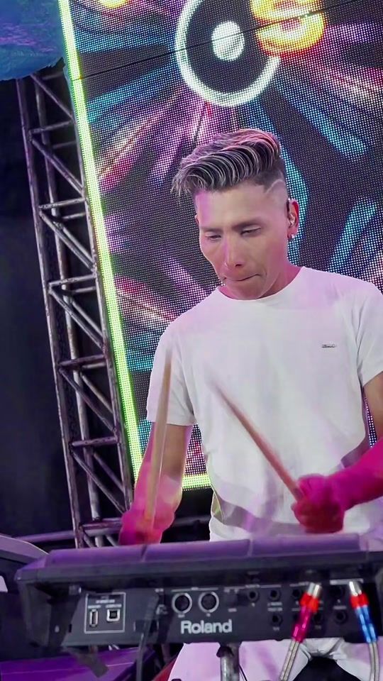 TikTok video thumbnail by gladyschirioficial