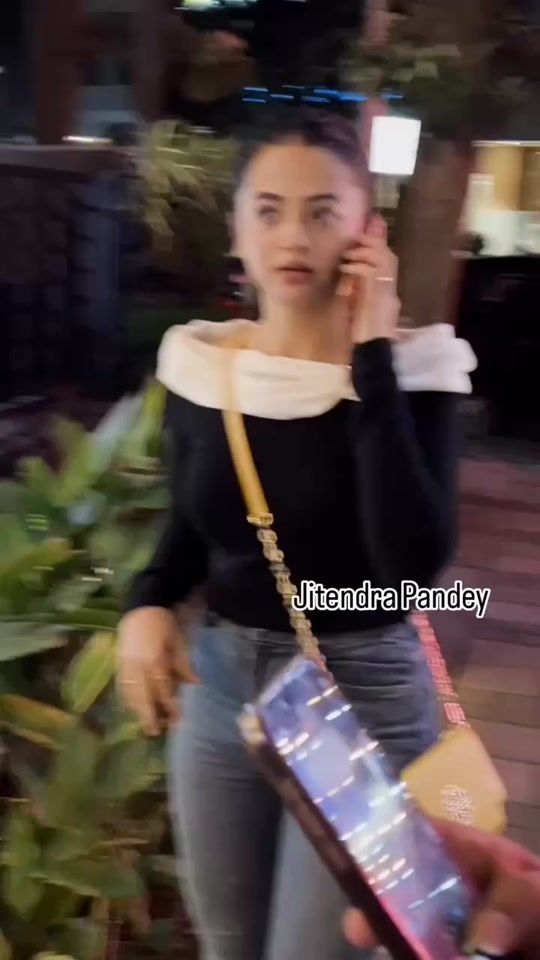 TikTok video thumbnail by hellyshahofficial94