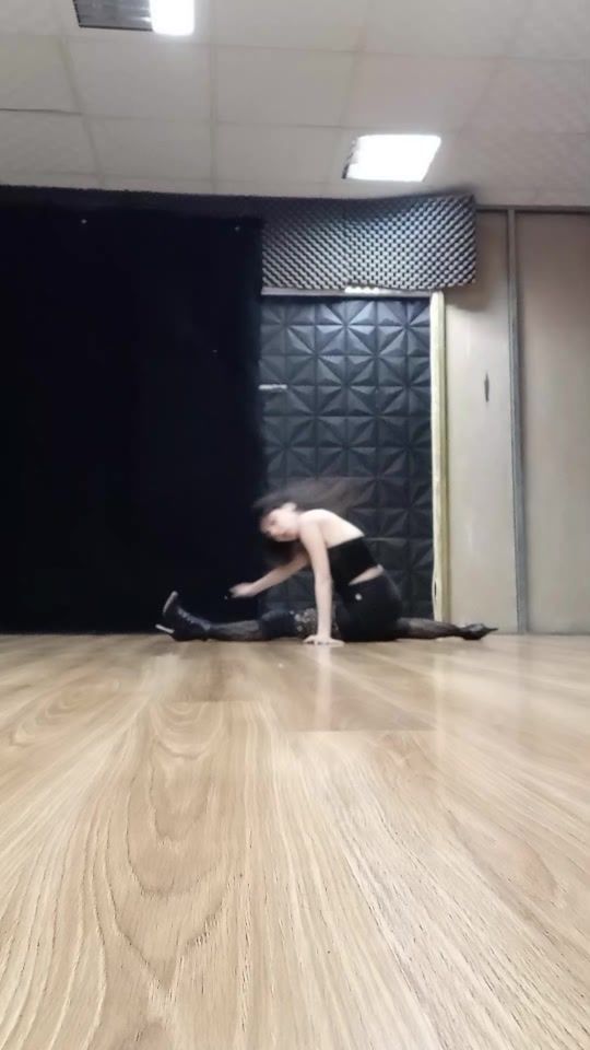 TikTok video thumbnail by rejasterhide_heels