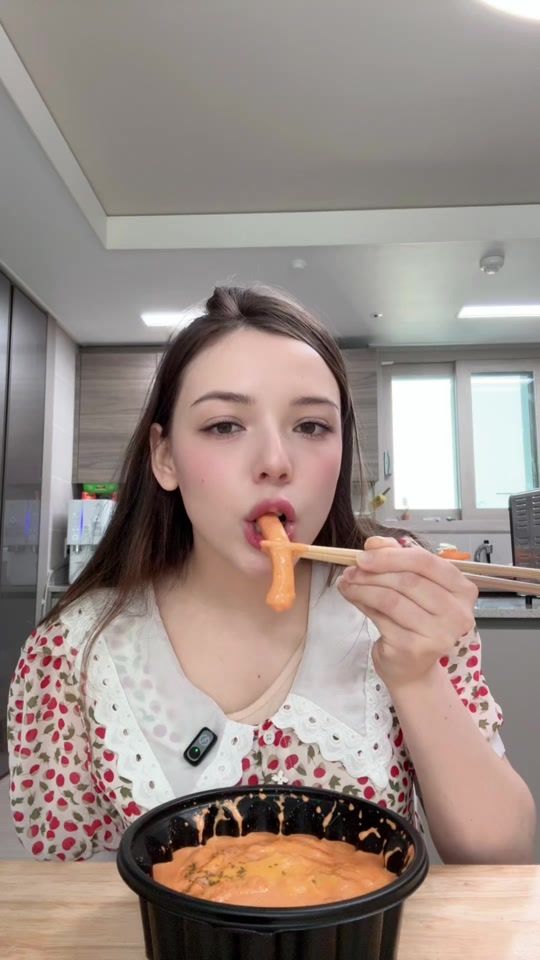 TikTok video thumbnail by paula_nacoreia