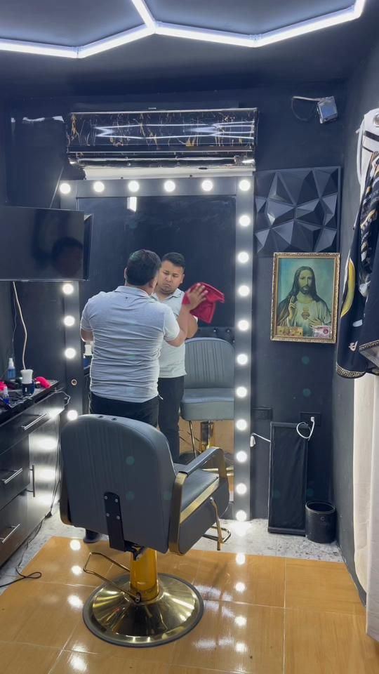 TikTok video thumbnail by yomarbarber1