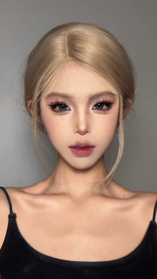 TikTok video thumbnail by makeupdouyin.reup