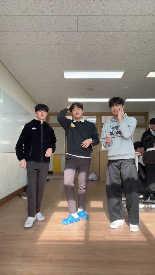 TikTok video thumbnail by w0oya._