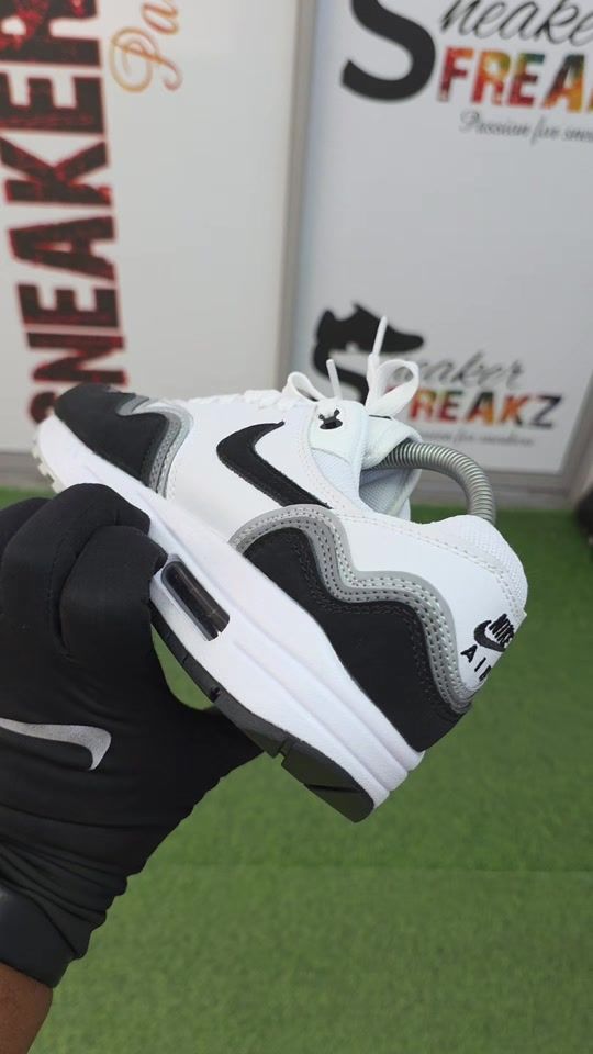 TikTok video thumbnail by sneaker.freakz