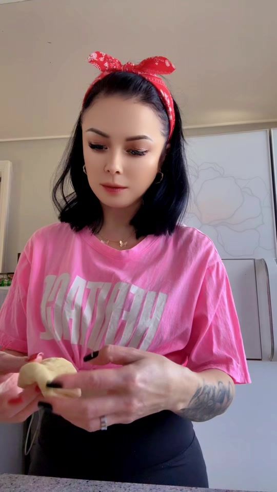 TikTok video thumbnail by elenakim97