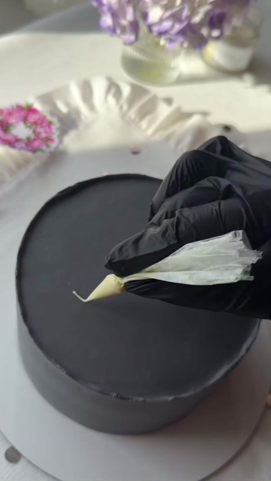TikTok video thumbnail by customised__cakes