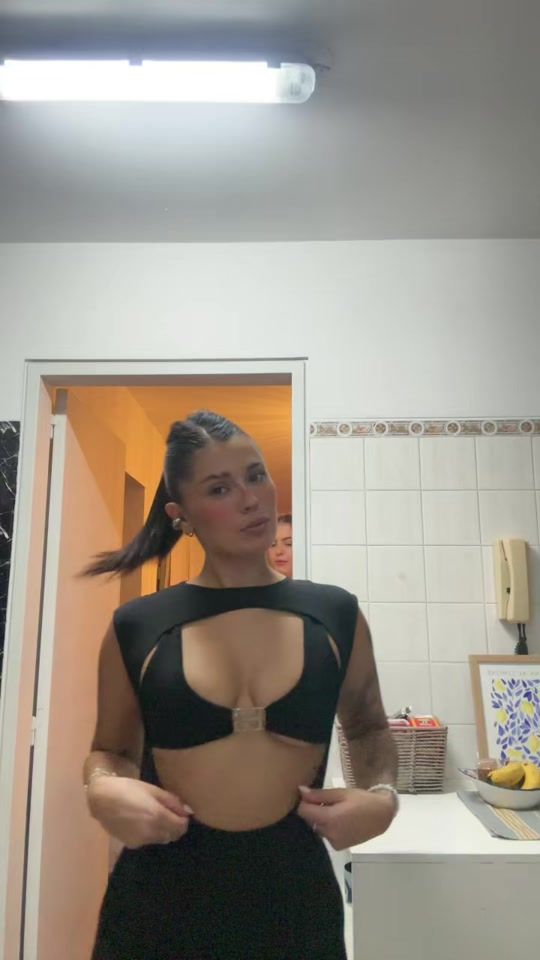 TikTok video thumbnail by valeee_cab