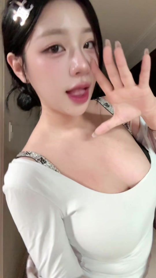 TikTok video thumbnail by hanghanghhh