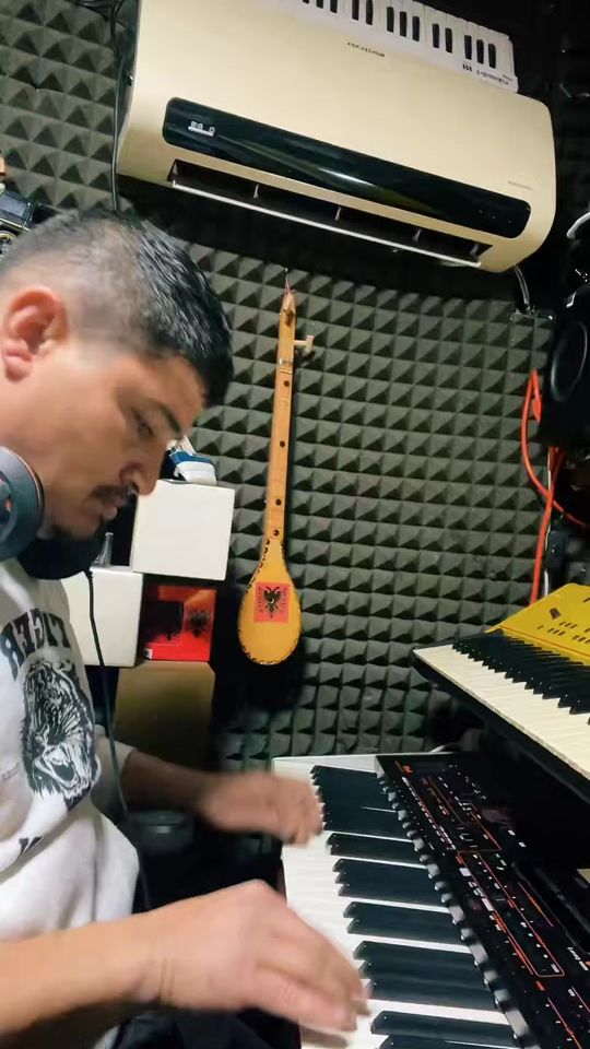 TikTok video thumbnail by 007berti